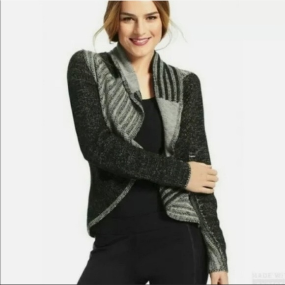 Cabi Patchwork Cropped Drapey Open Front Black White Gray Cardigan Sweater XS - Picture 1 of 8